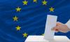 L'immagine mostra come il comune cittadino suggella il proprio destino in UE.